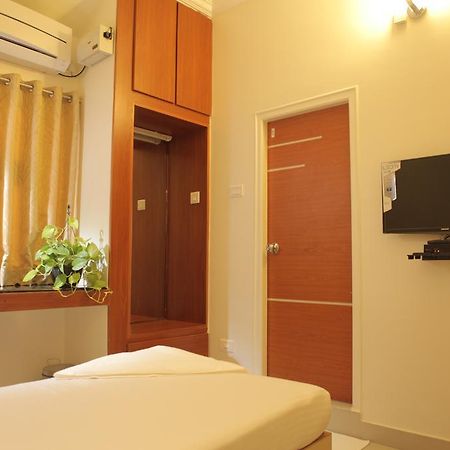 Our Nest Hotel Hyderabad Esterno foto
