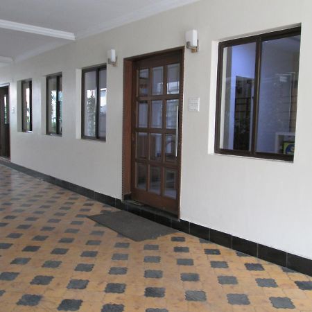 Our Nest Hotel Hyderabad Esterno foto