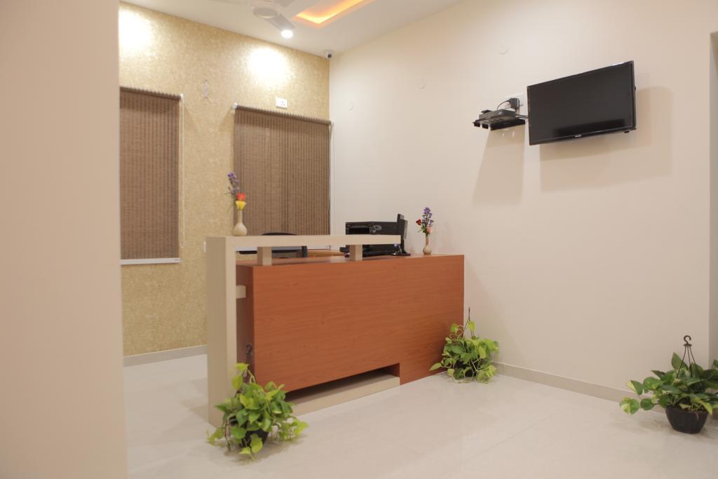 Our Nest Hotel Hyderabad Esterno foto