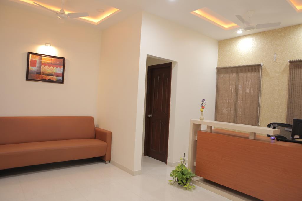 Our Nest Hotel Hyderabad Esterno foto