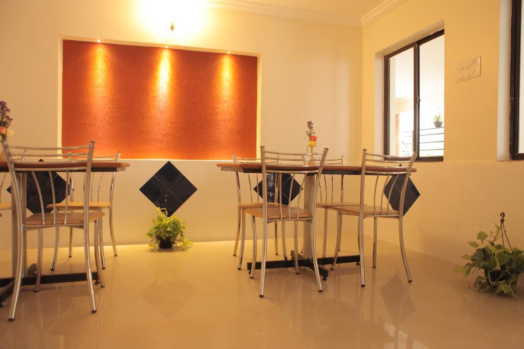Our Nest Hotel Hyderabad Esterno foto